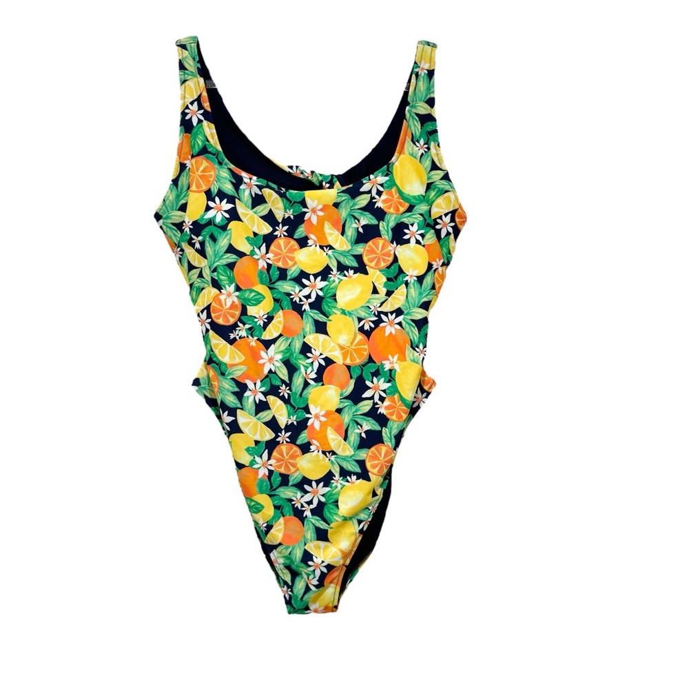 Old Navy Matching Twist Back Cutout One Piece Swimsuit Citrus Fresh Squeezed 3X